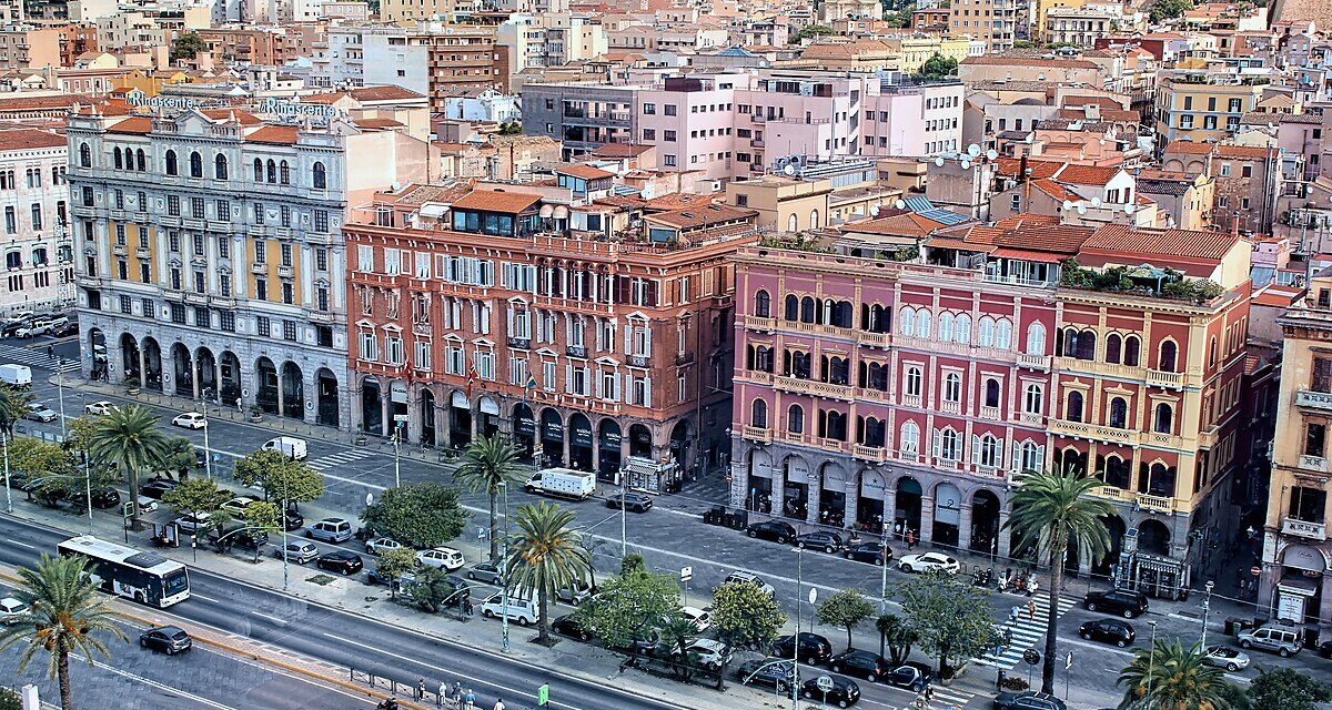 Cagliari: il volto della nuova città borghese. Materiali per un itinerario culturale e didattico